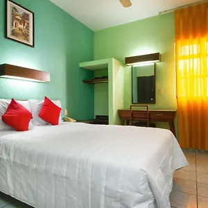 2* Hotel Canada